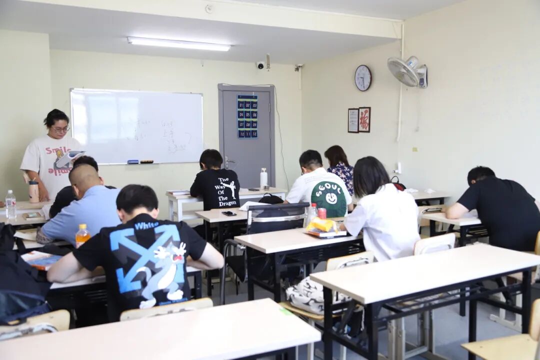 ������ѵ